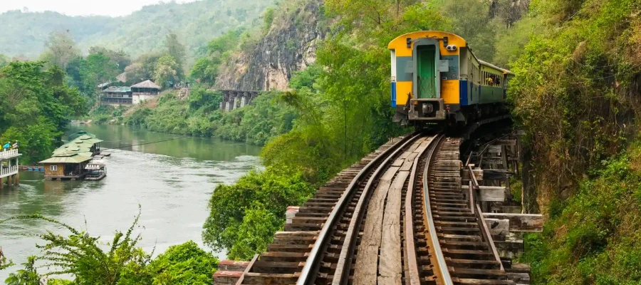 Vegan Thailand Discovery – Day 4 Overnight Train to Chiang Mai