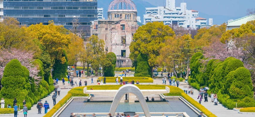 Exploring Hiroshima Peace Memorial Park on a vegan travel tour