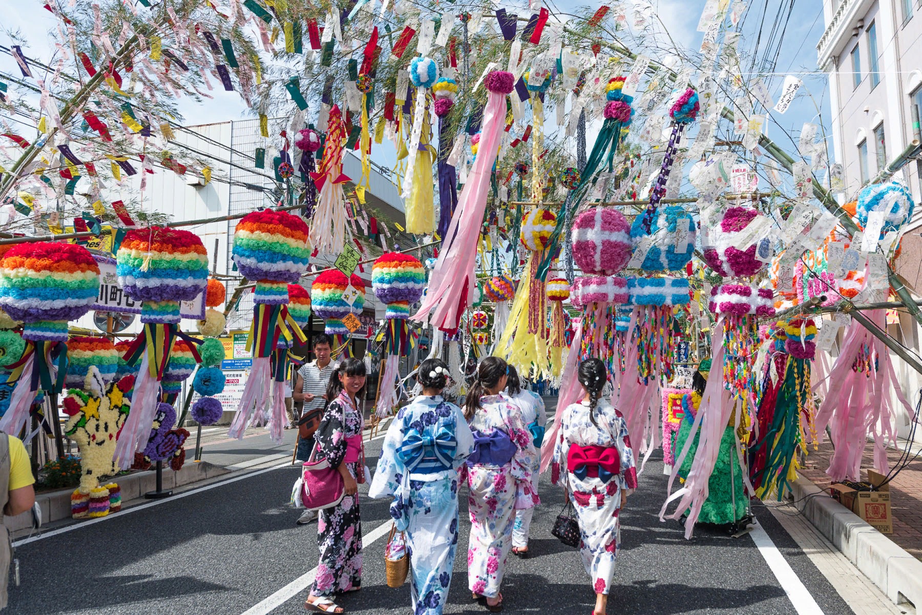 Money, safety and festivals in Japan